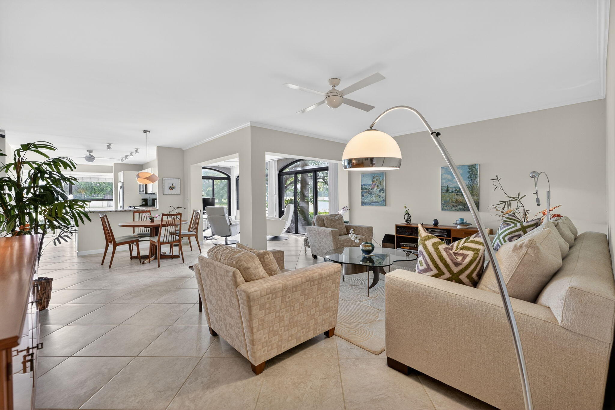 16670 Traders #110, Jupiter FL 33477