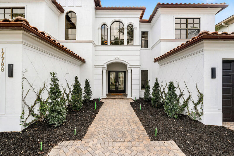 17798 Cadena, Boca Raton FL 33496