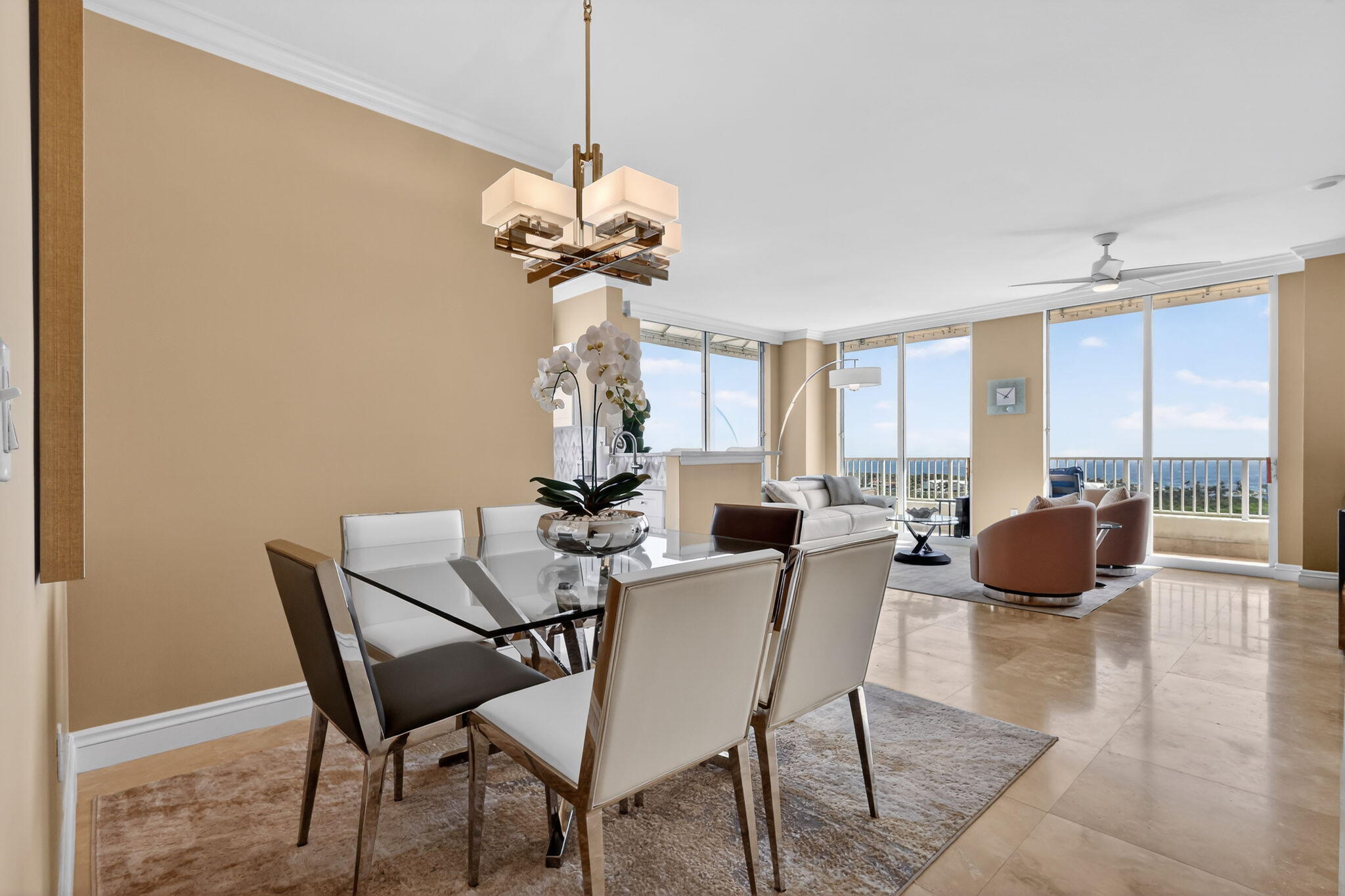 700 E Boynton Beach #Ph 2, Boynton Beach FL 33435