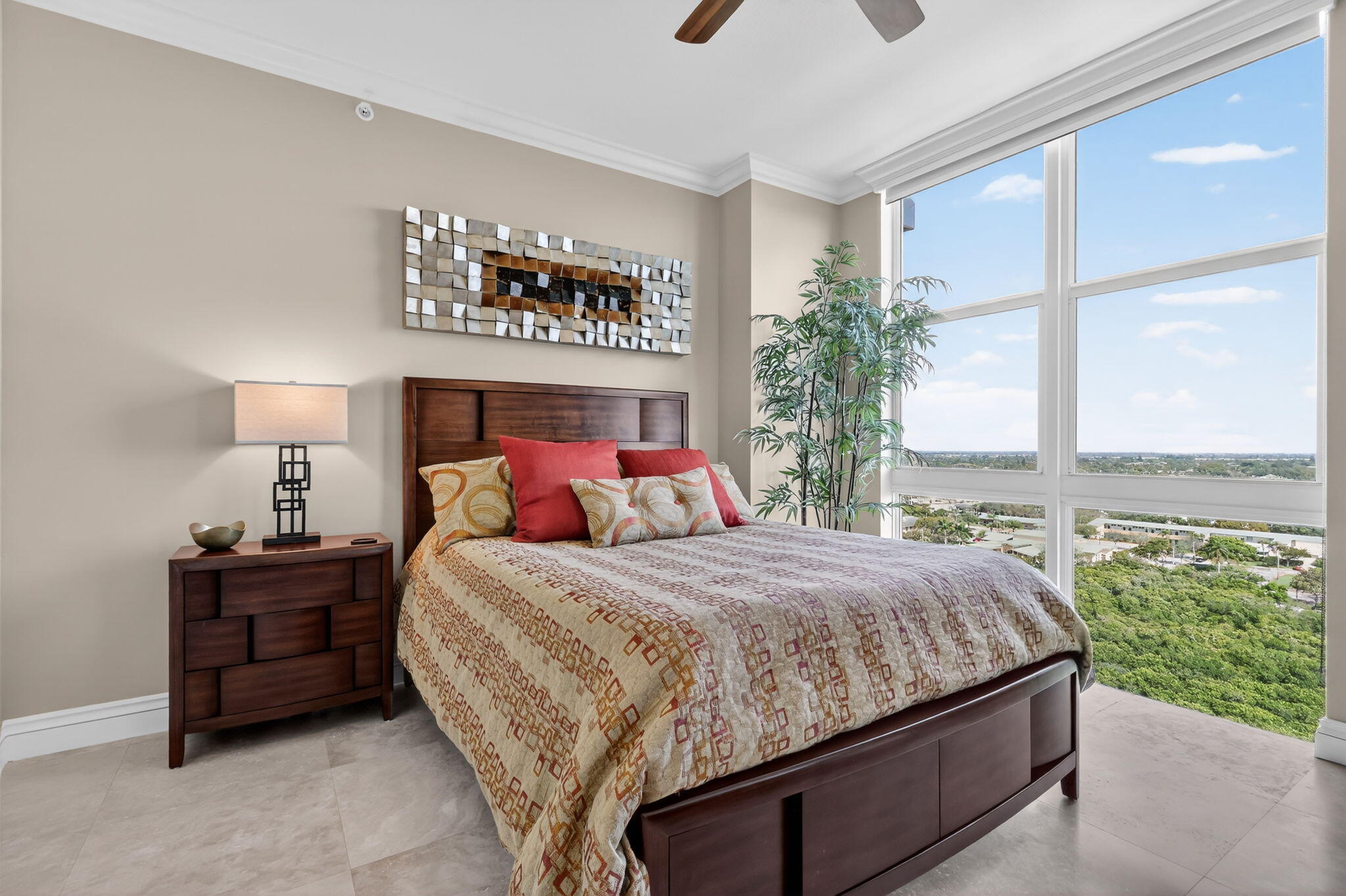 700 E Boynton Beach #Ph 2, Boynton Beach FL 33435