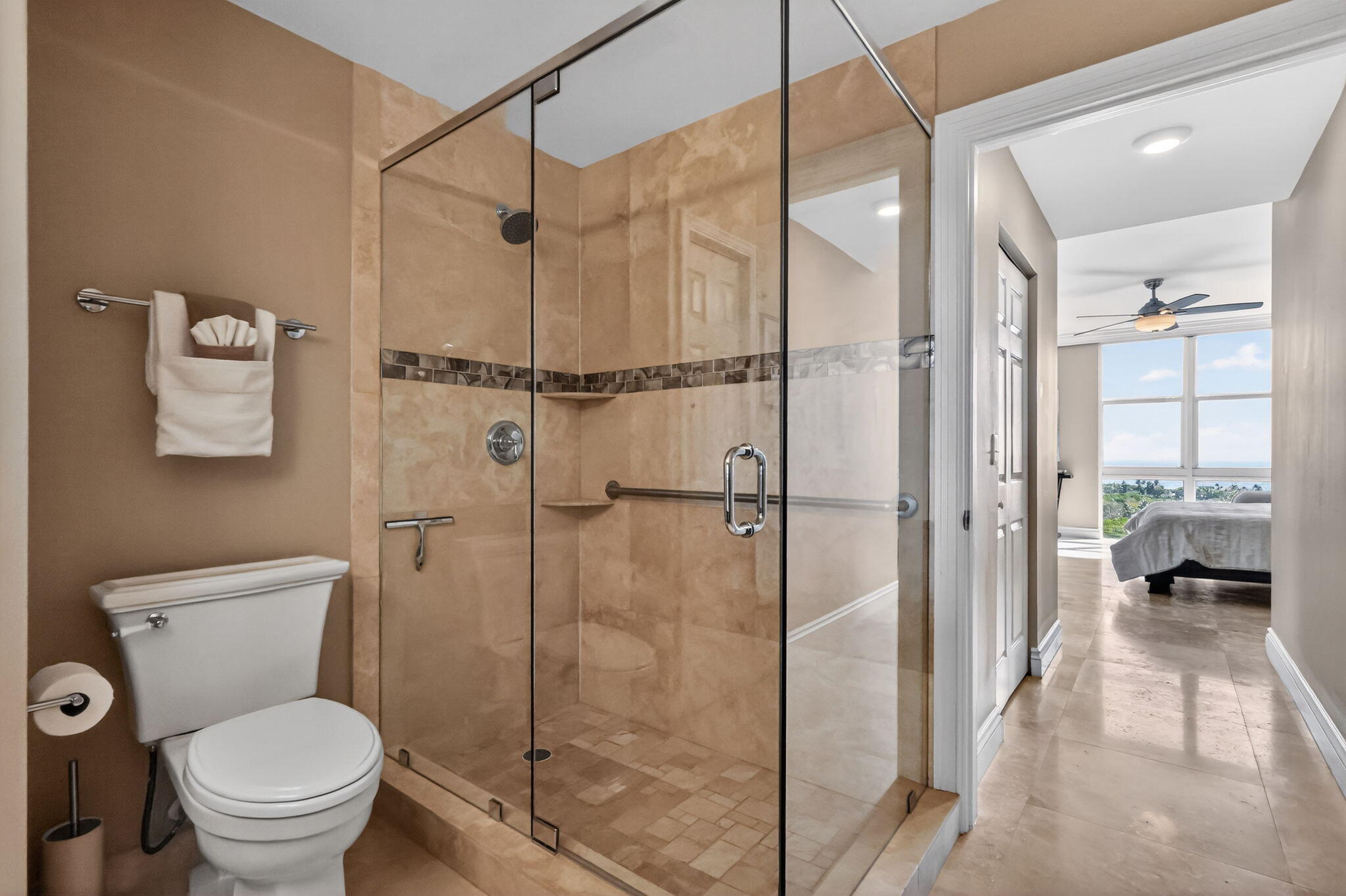 700 E Boynton Beach #Ph 2, Boynton Beach FL 33435