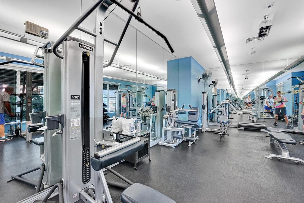700 E Boynton Beach #Ph 2, Boynton Beach FL 33435