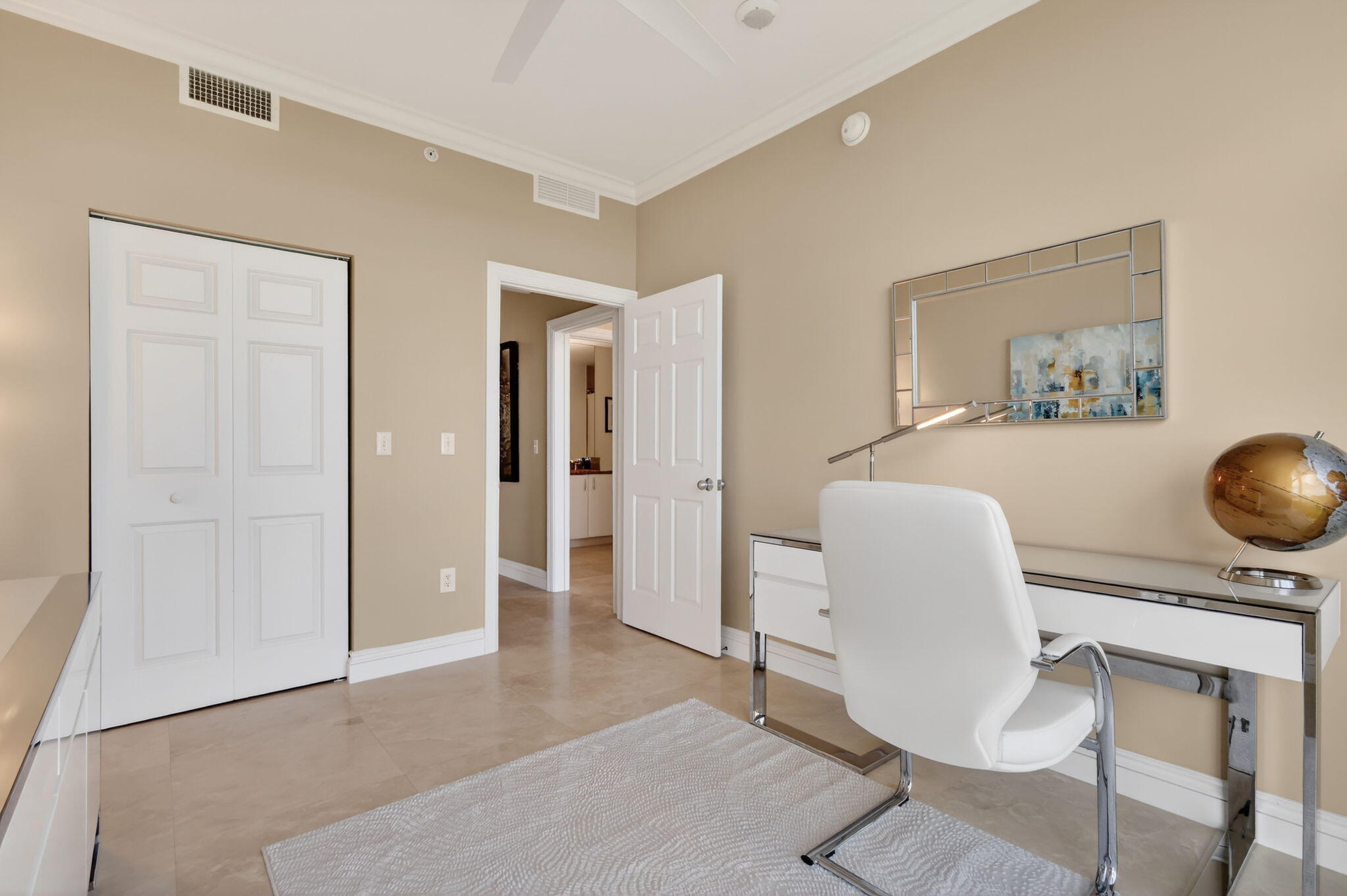 700 E Boynton Beach #Ph 2, Boynton Beach FL 33435