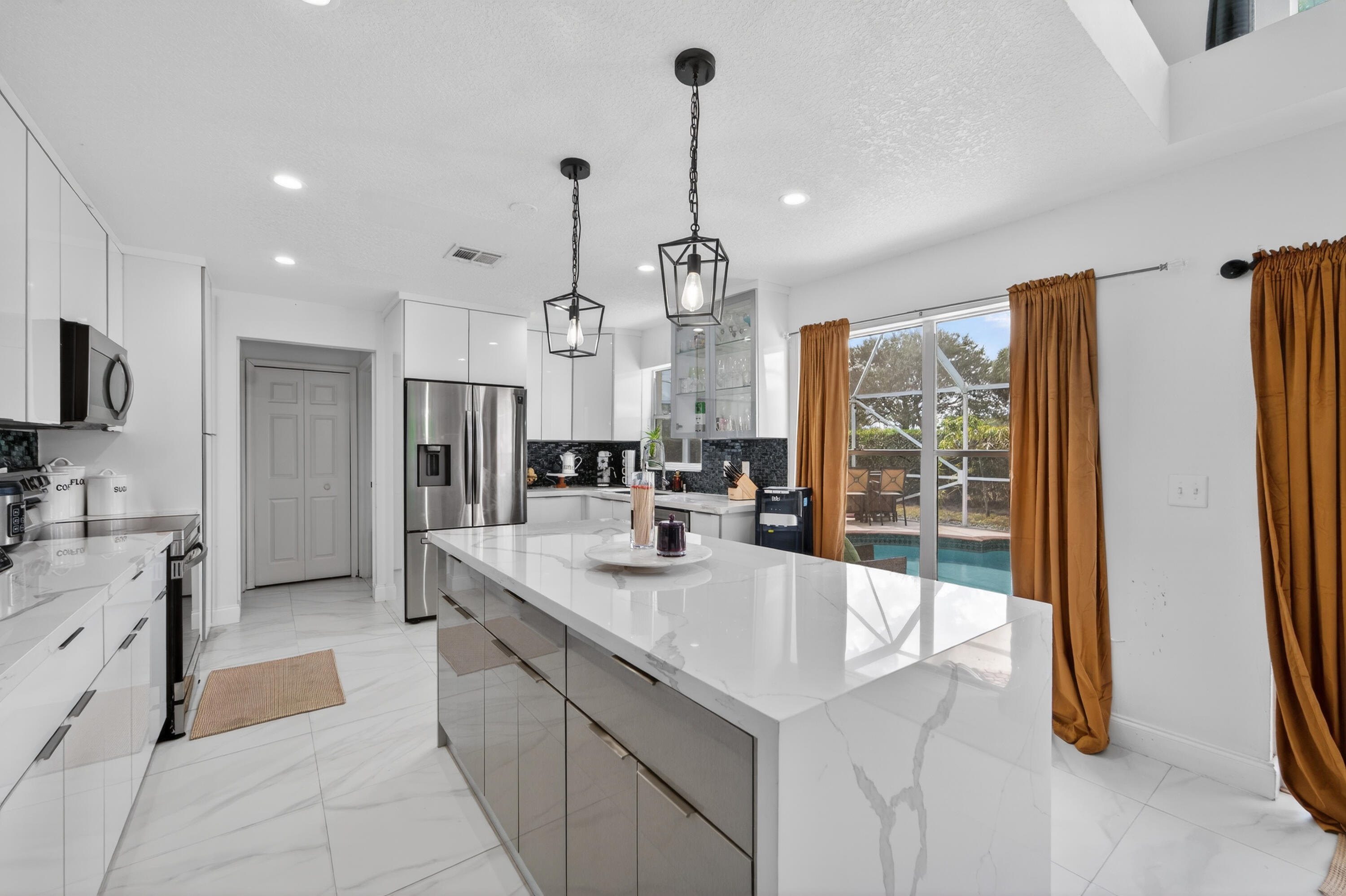 200 Trails End, West Palm Beach FL 33413
