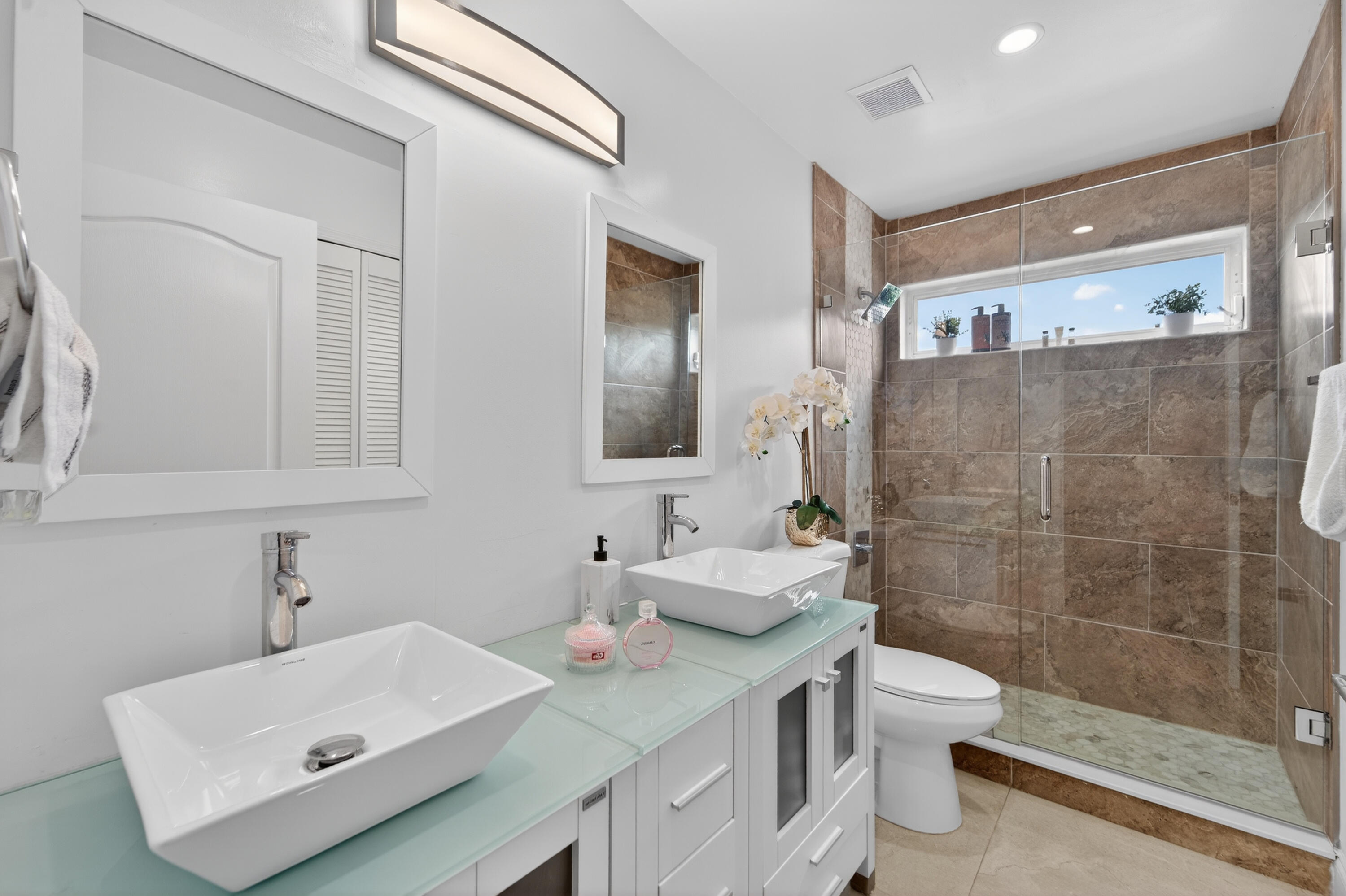 200 Trails End, West Palm Beach FL 33413