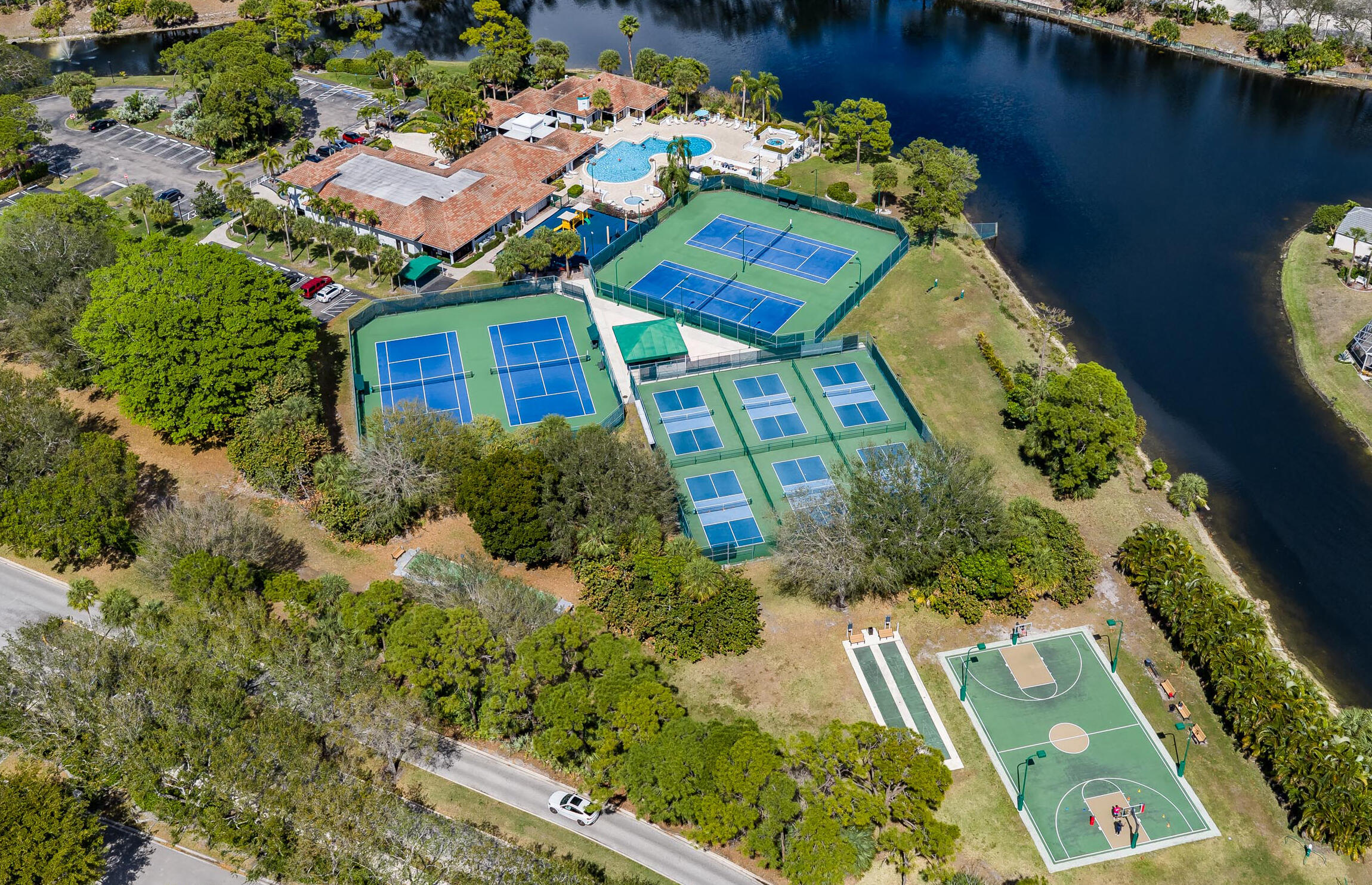 200 Trails End, West Palm Beach FL 33413