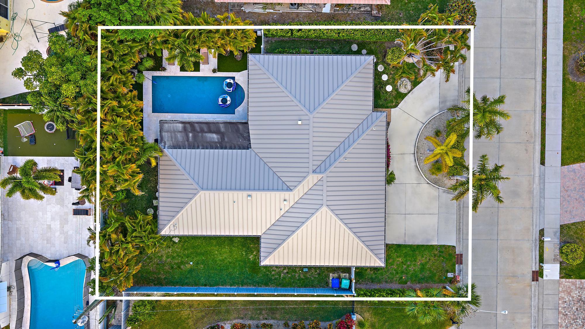 1120 Singer, Riviera Beach FL 33404