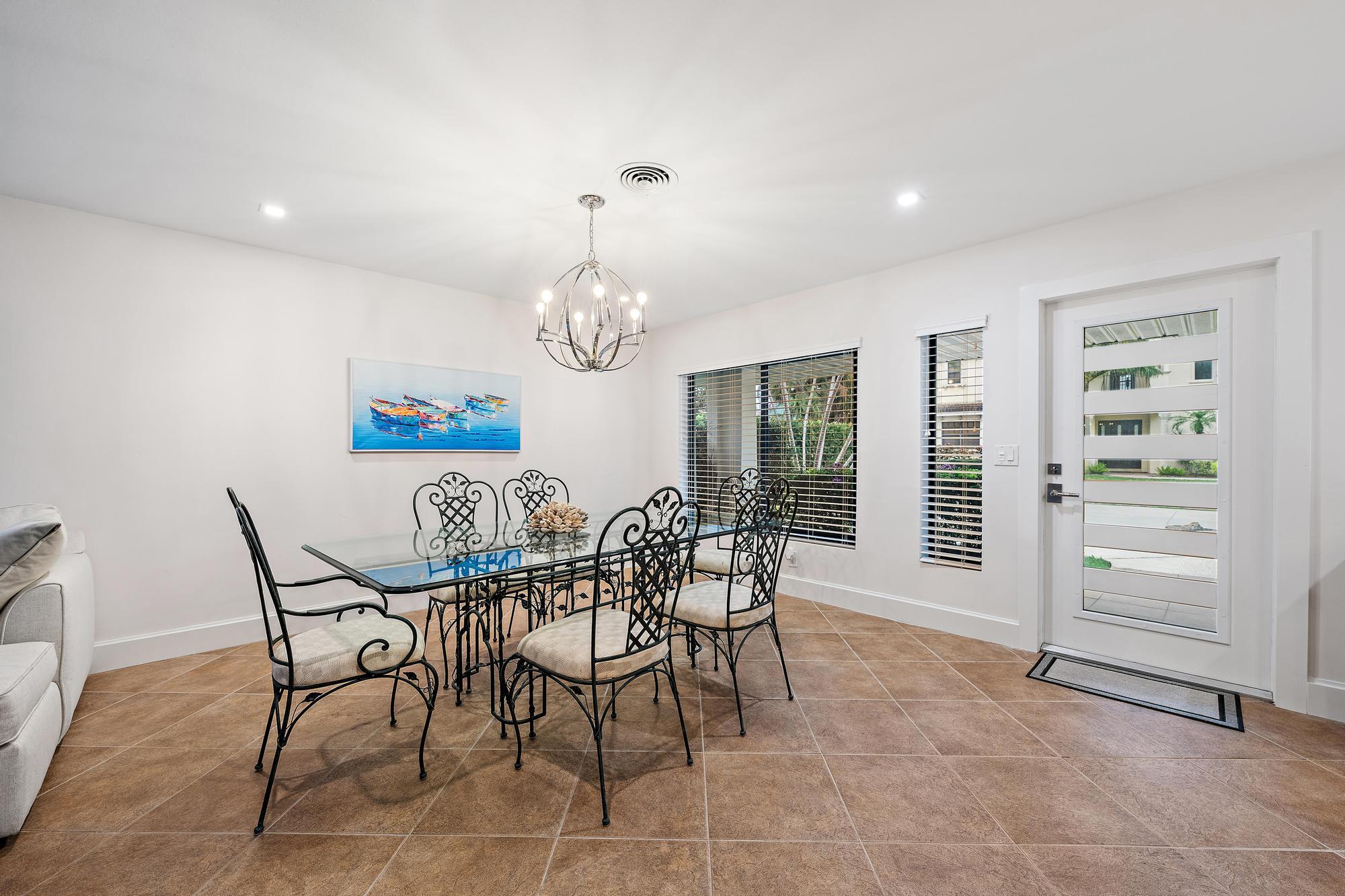 1120 Singer, Riviera Beach FL 33404