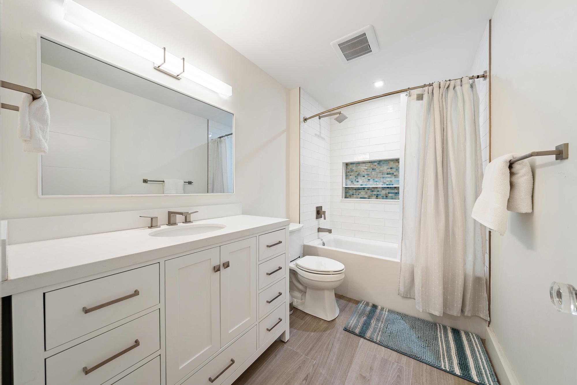 1120 Singer, Riviera Beach FL 33404