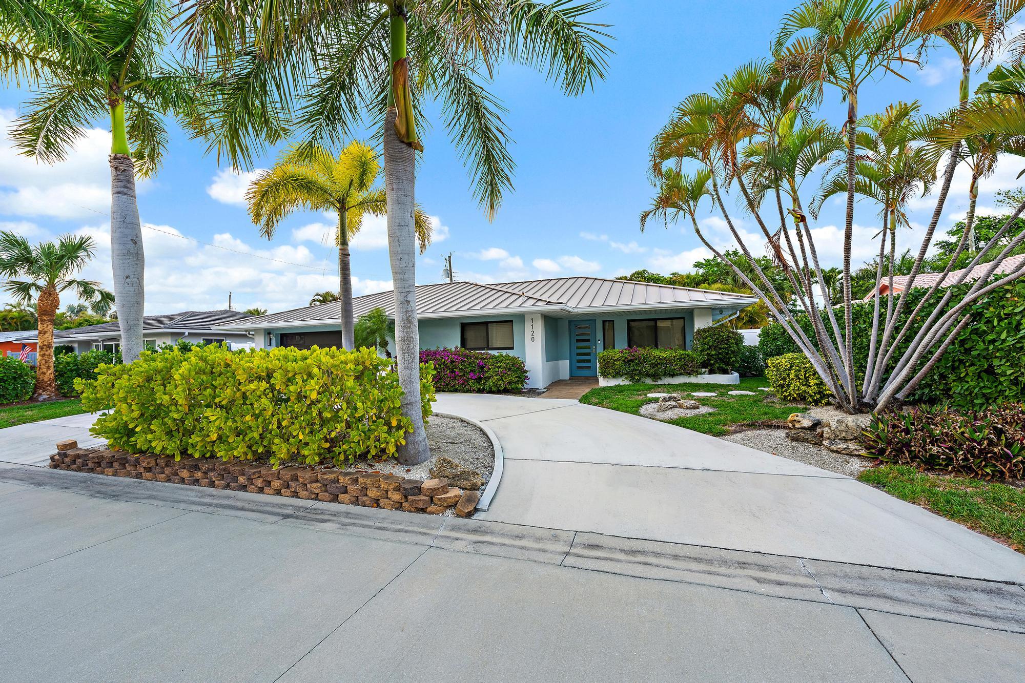 1120 Singer, Riviera Beach FL 33404