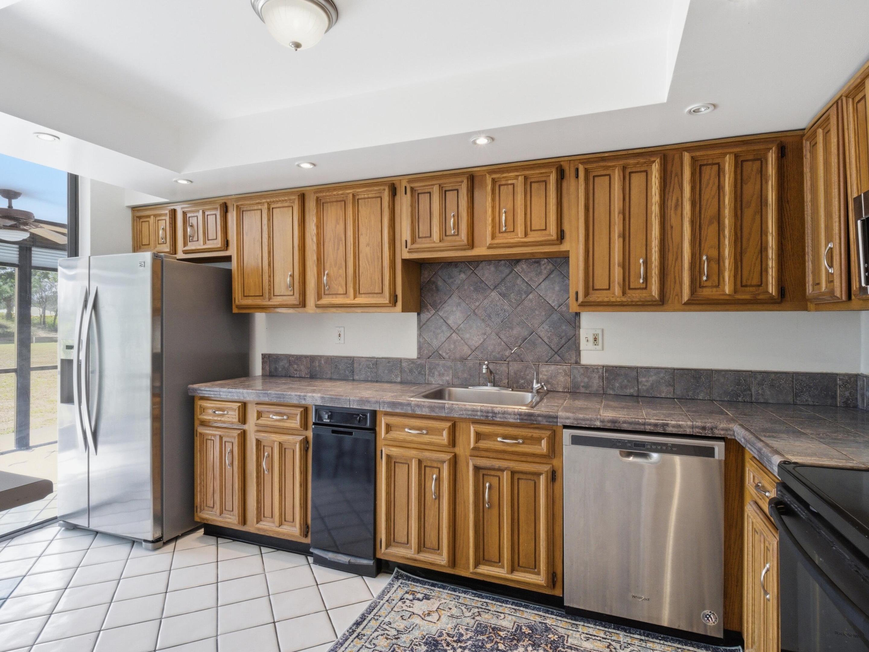 5390 Woodland Lakes #104, Palm Beach Gardens FL 33418