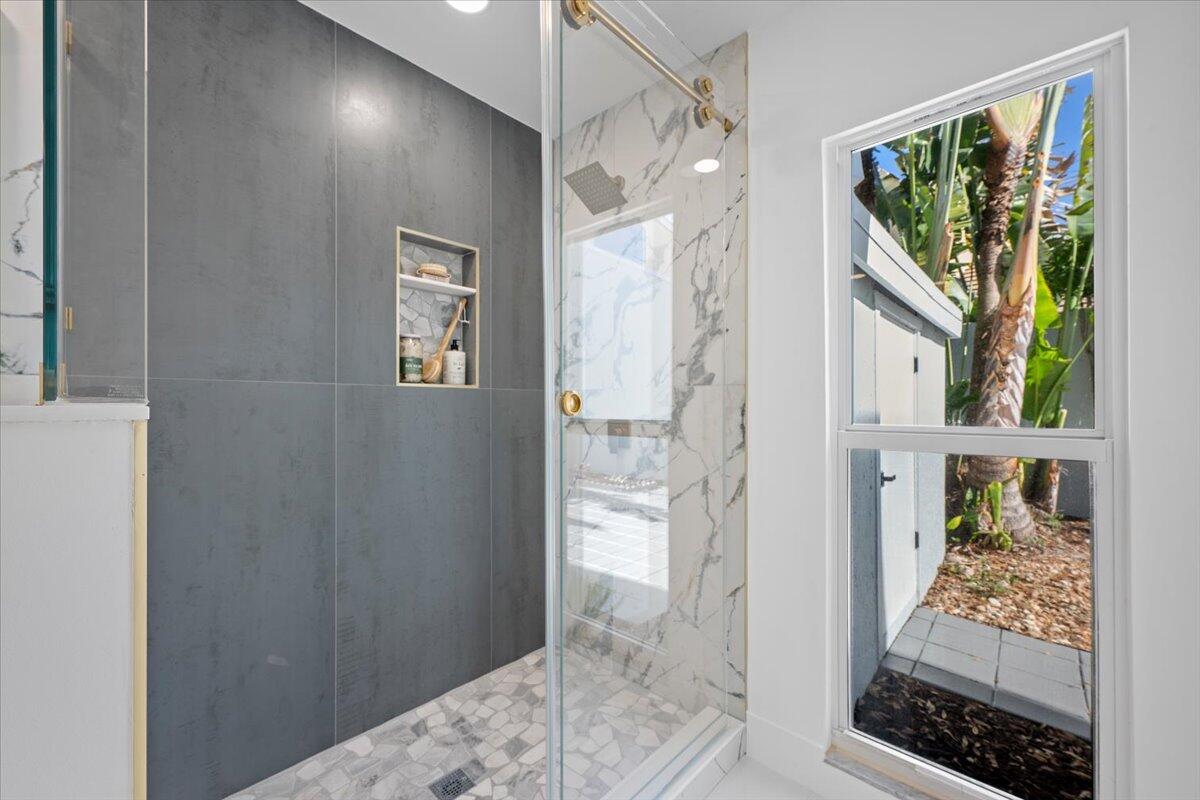 17068 Traverse, Jupiter FL 33477