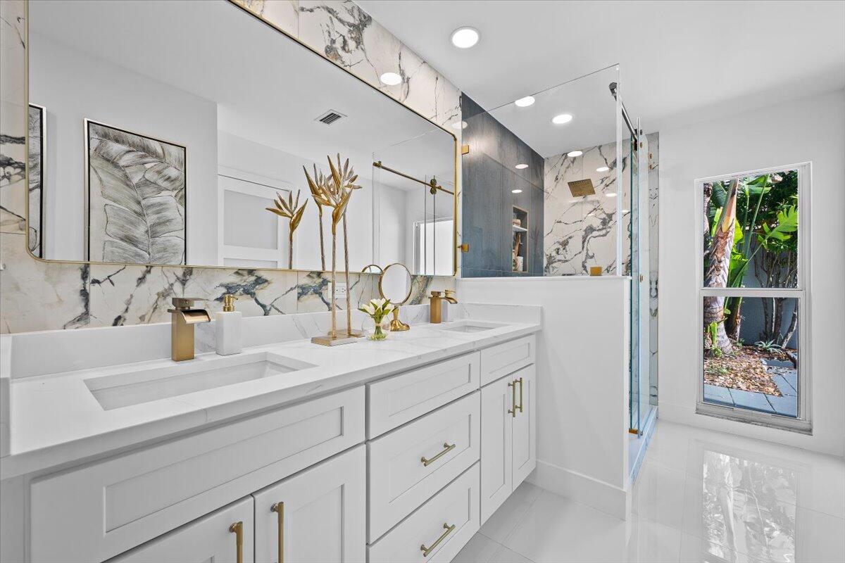 17068 Traverse, Jupiter FL 33477
