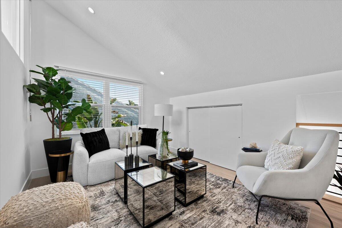 17068 Traverse, Jupiter FL 33477