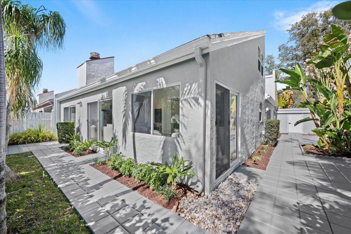 17068 Traverse, Jupiter FL 33477