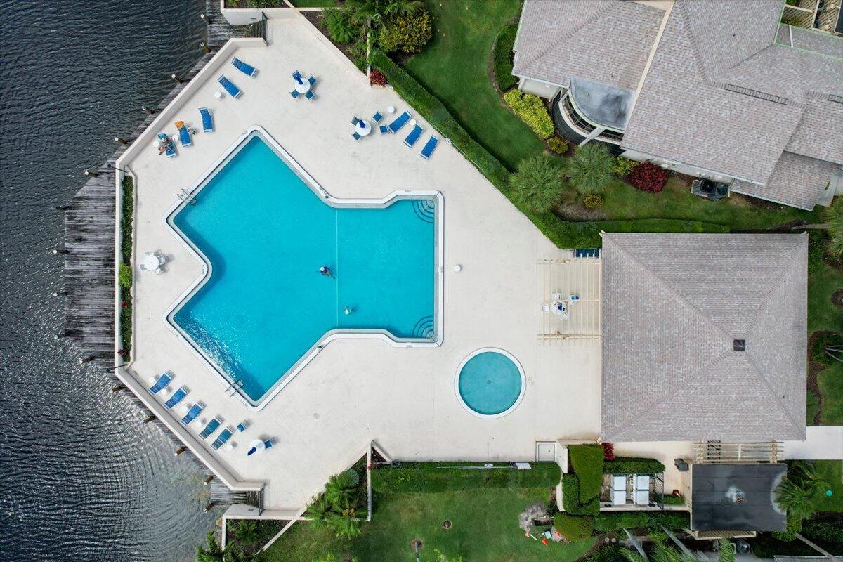 17068 Traverse, Jupiter FL 33477