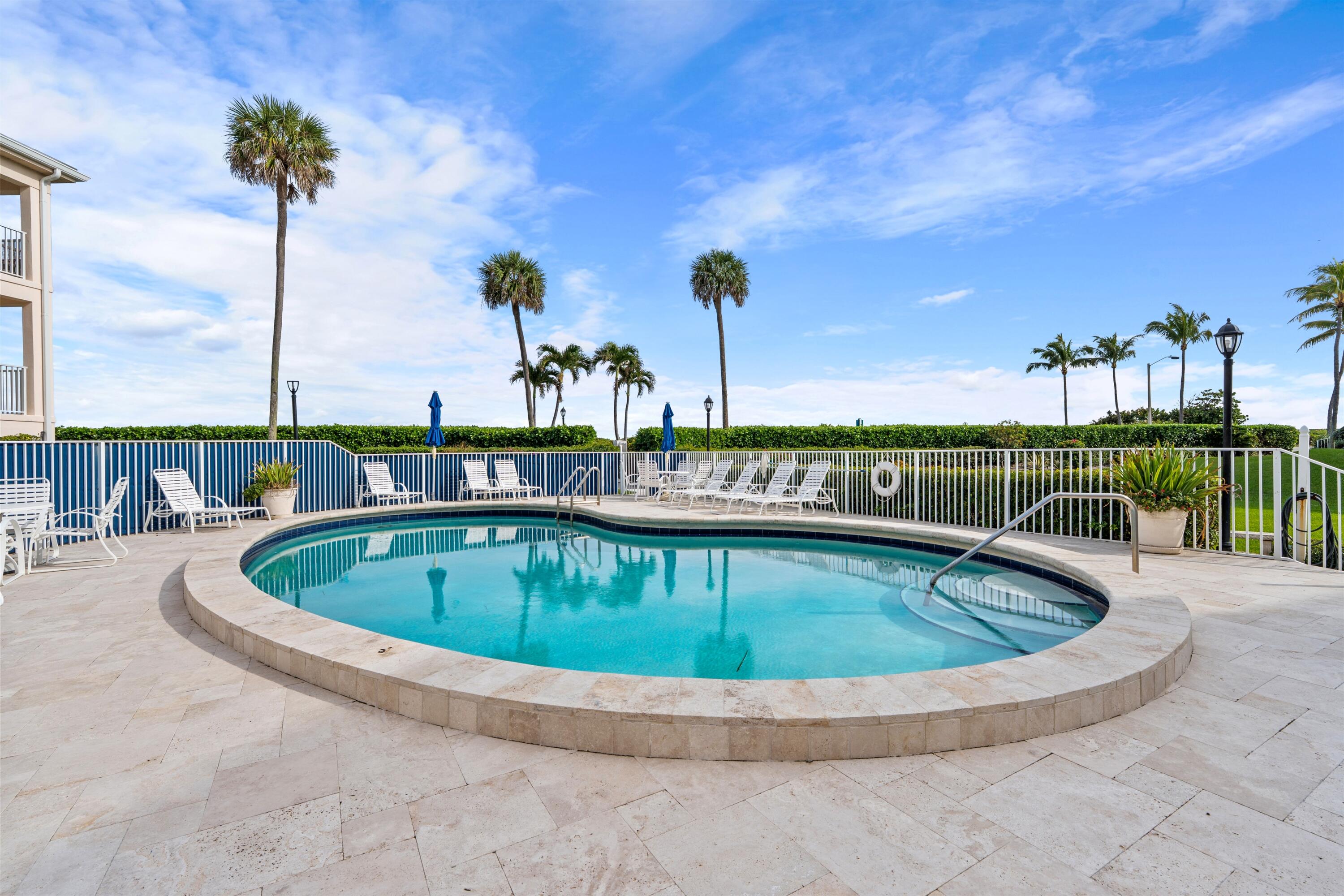 5900 Old Ocean #A9, Ocean Ridge FL 33435