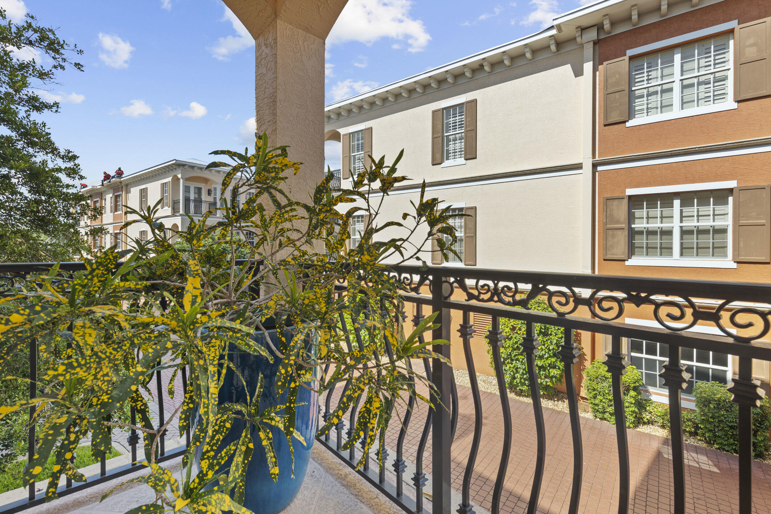 1533 NE Outrigger Landings #3-205, Jensen Beach FL 34957
