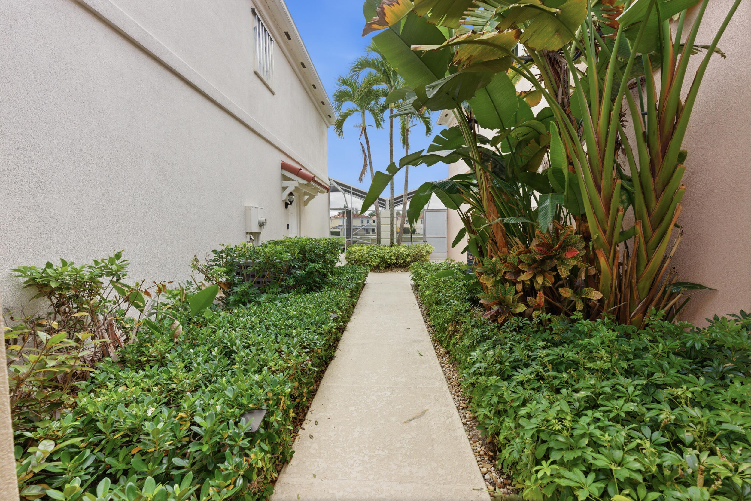 2122 Tigris, West Palm Beach FL 33411