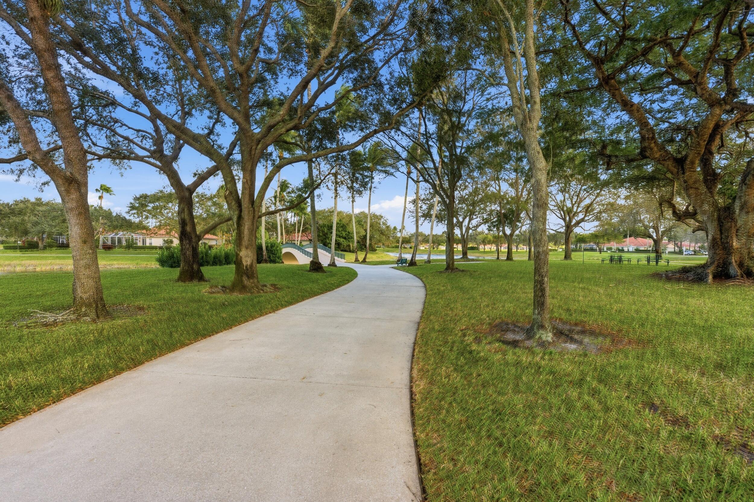 2122 Tigris, West Palm Beach FL 33411