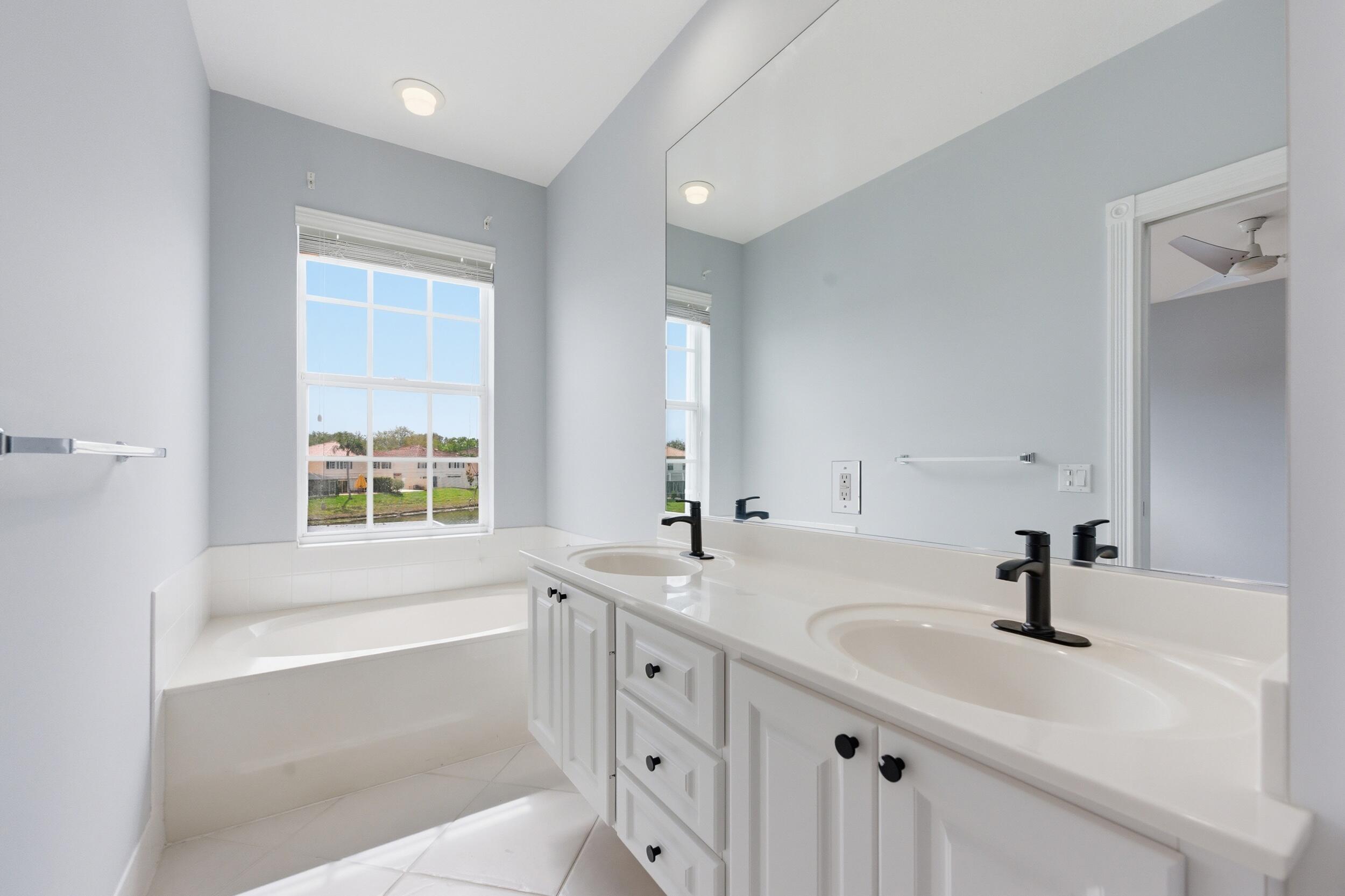 2122 Tigris, West Palm Beach FL 33411