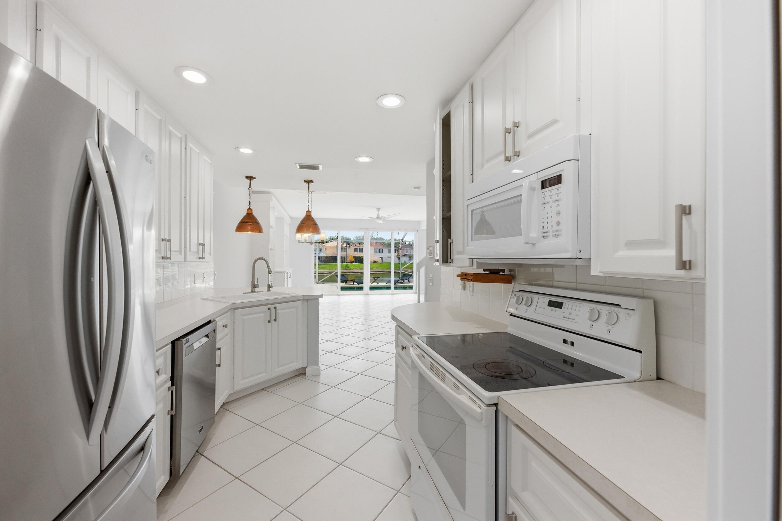 2122 Tigris, West Palm Beach FL 33411