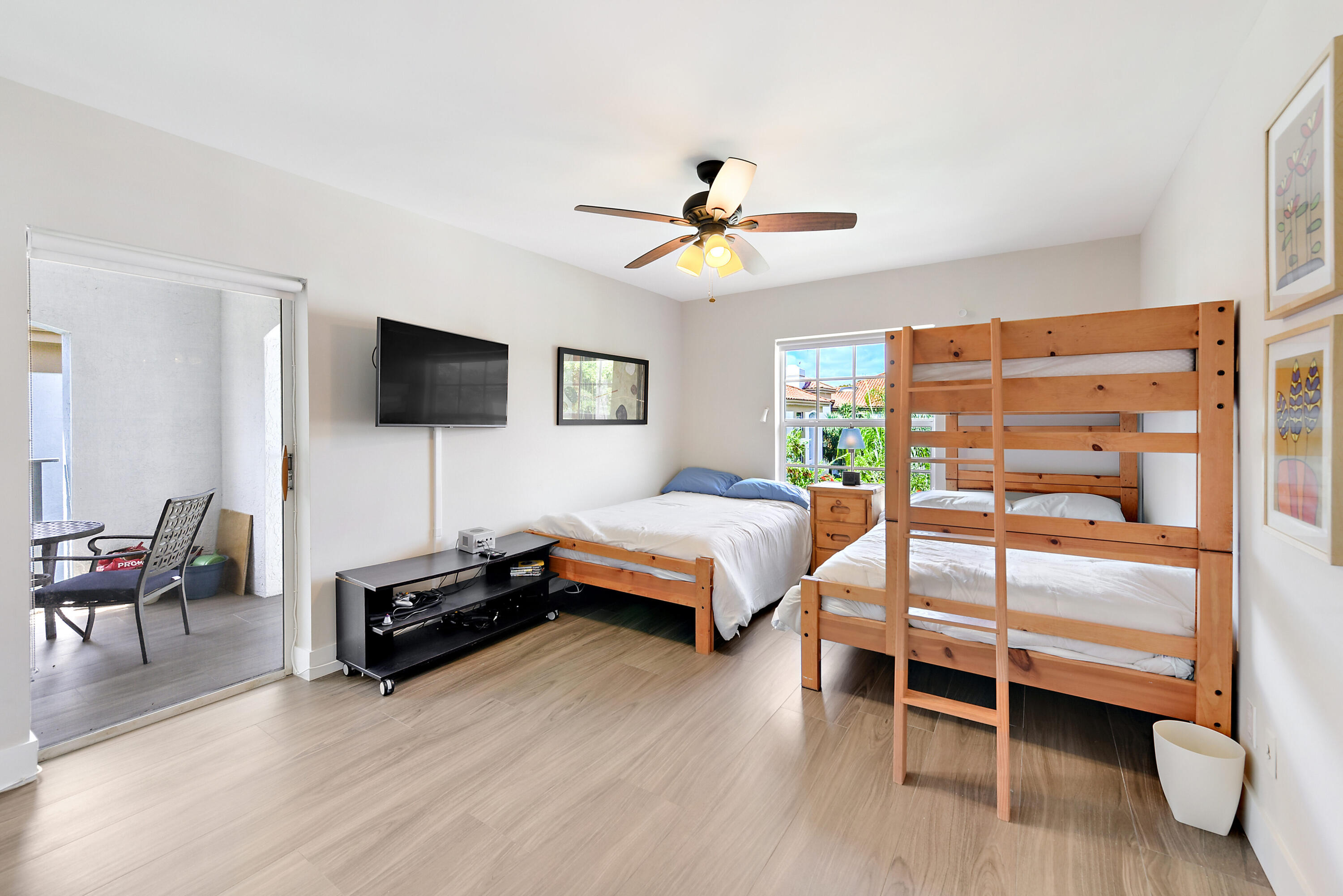 7369 Orangewood #301, Boca Raton FL 33433