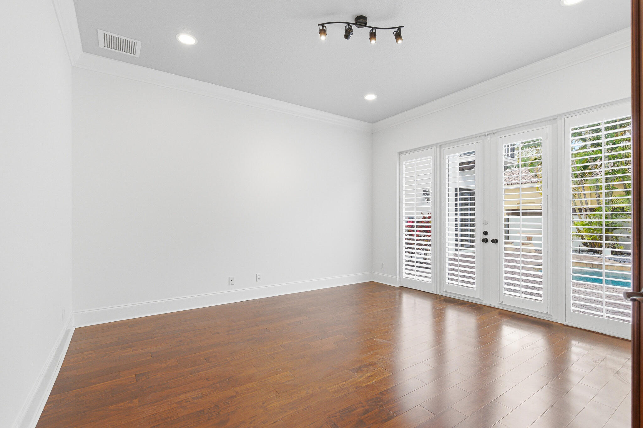17550 Circle Pond, Boca Raton FL 33496
