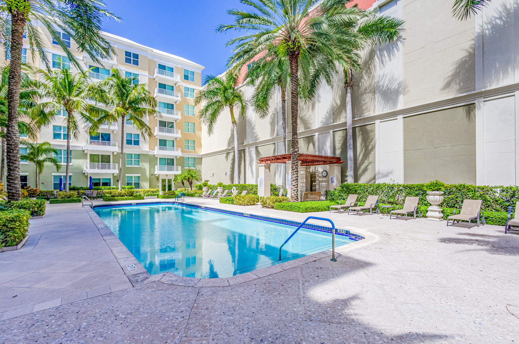 804 E Windward #612, Lantana FL 33462