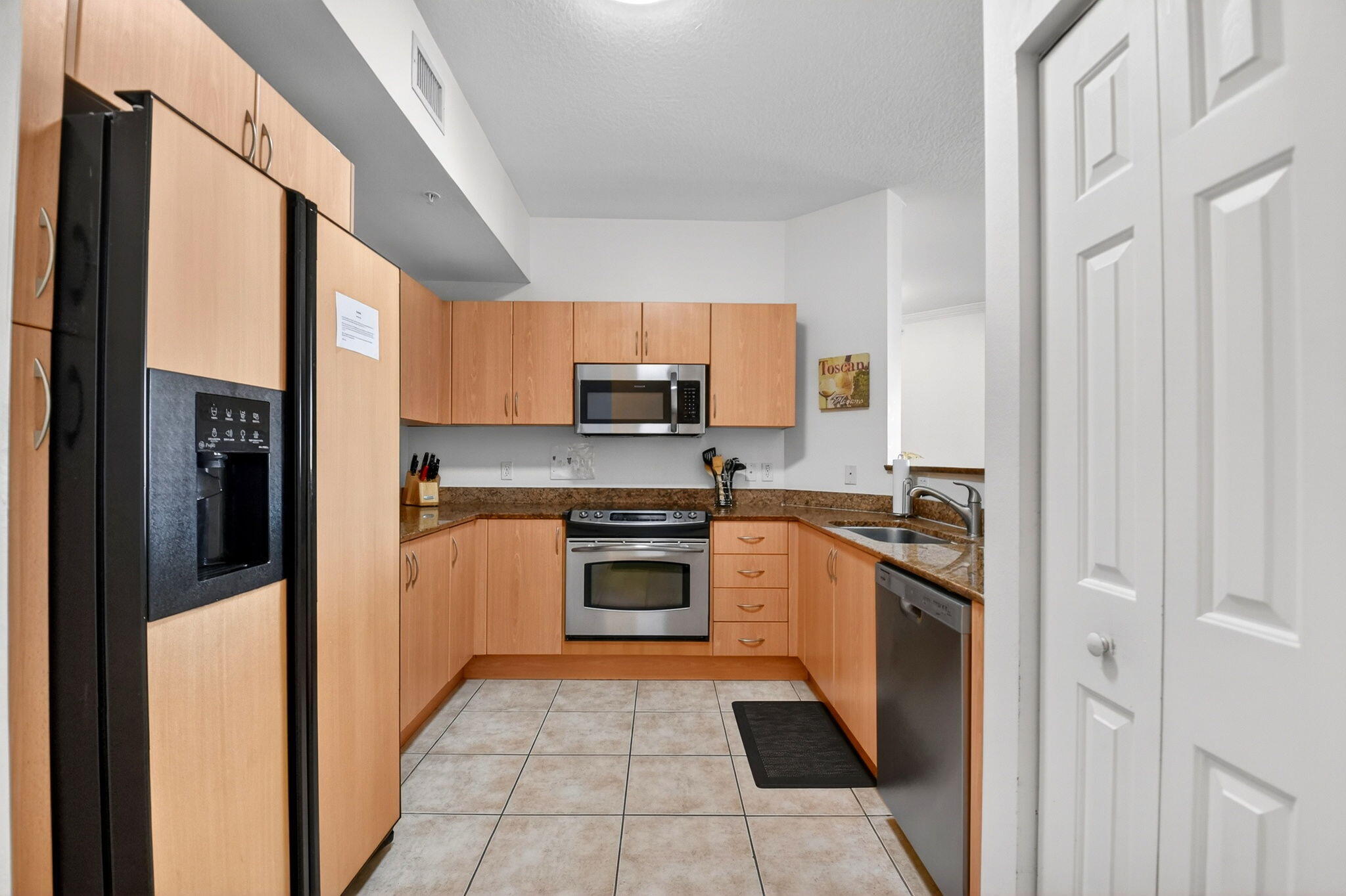 804 E Windward #612, Lantana FL 33462