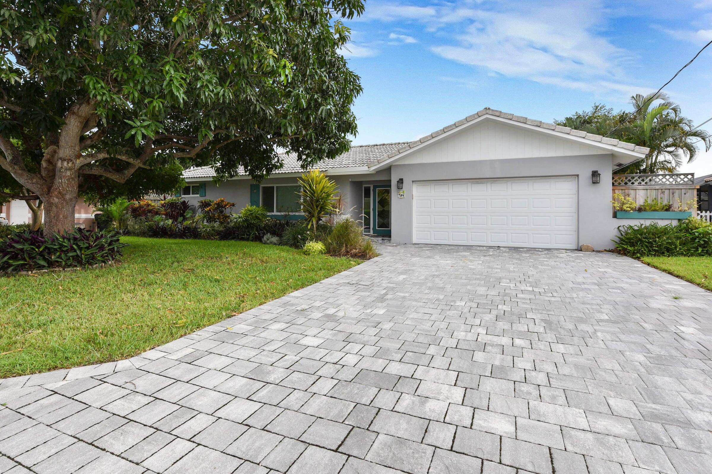784 Dover, Boca Raton FL 33487