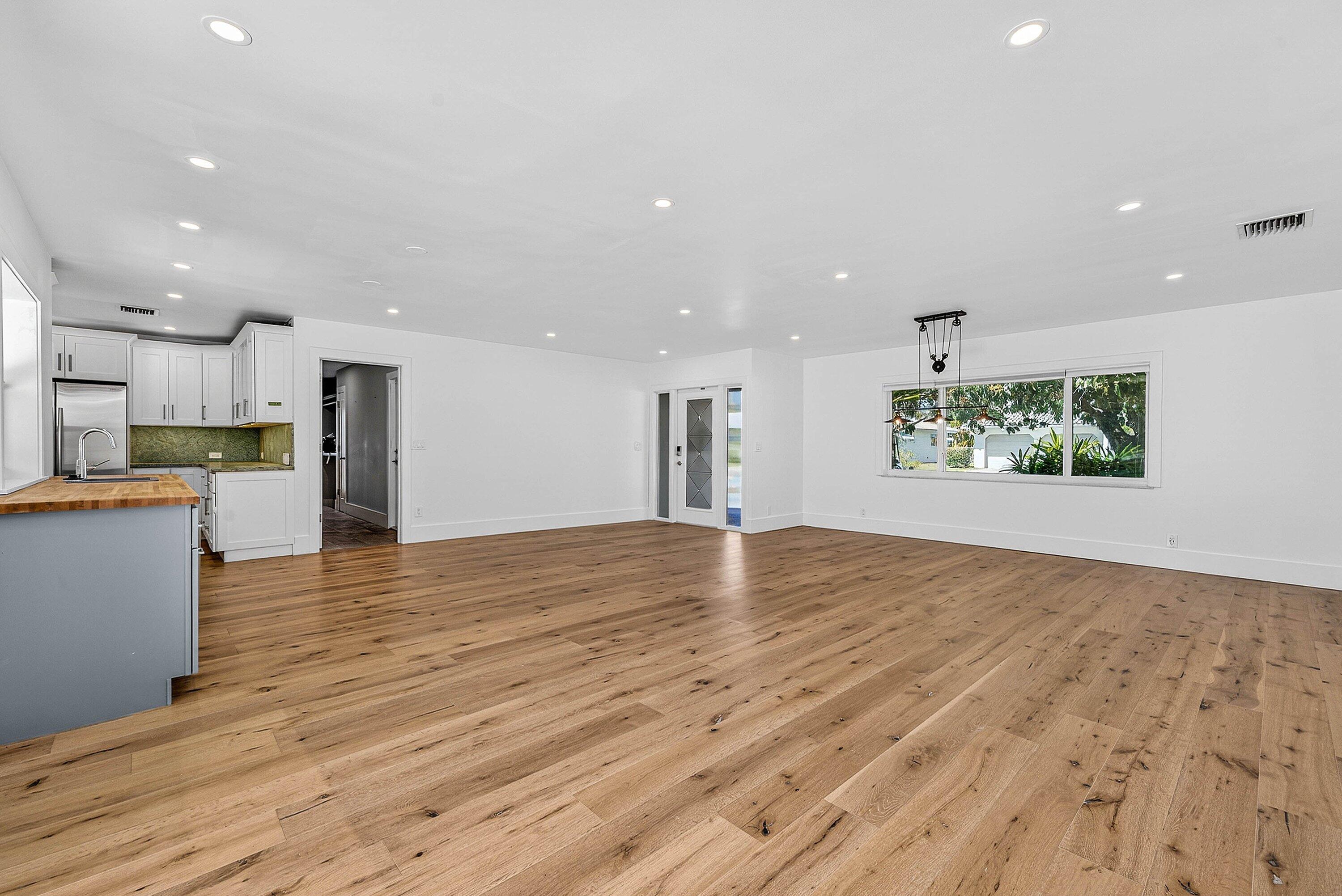 784 Dover, Boca Raton FL 33487