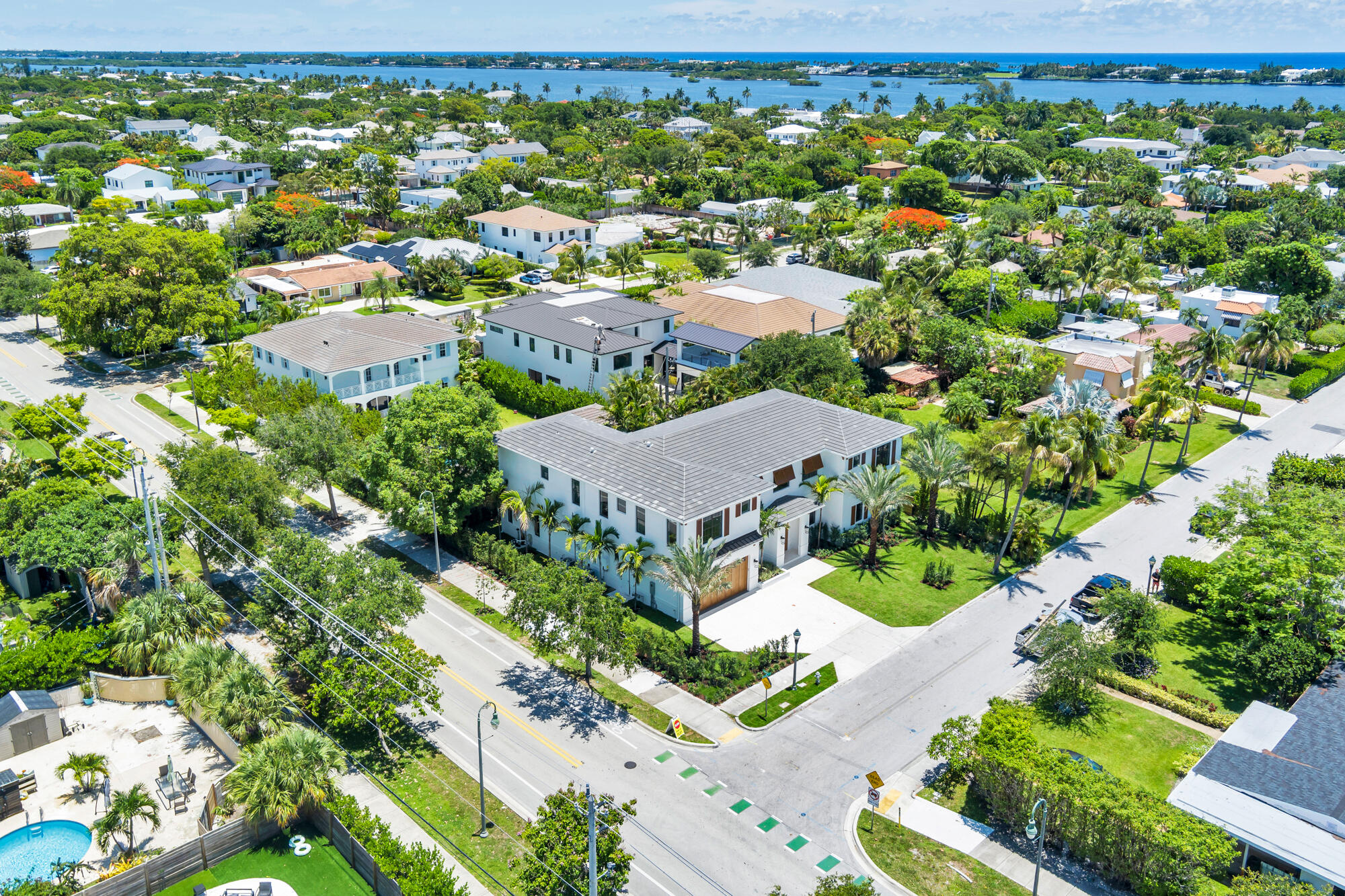 261 Rutland, West Palm Beach FL 33405