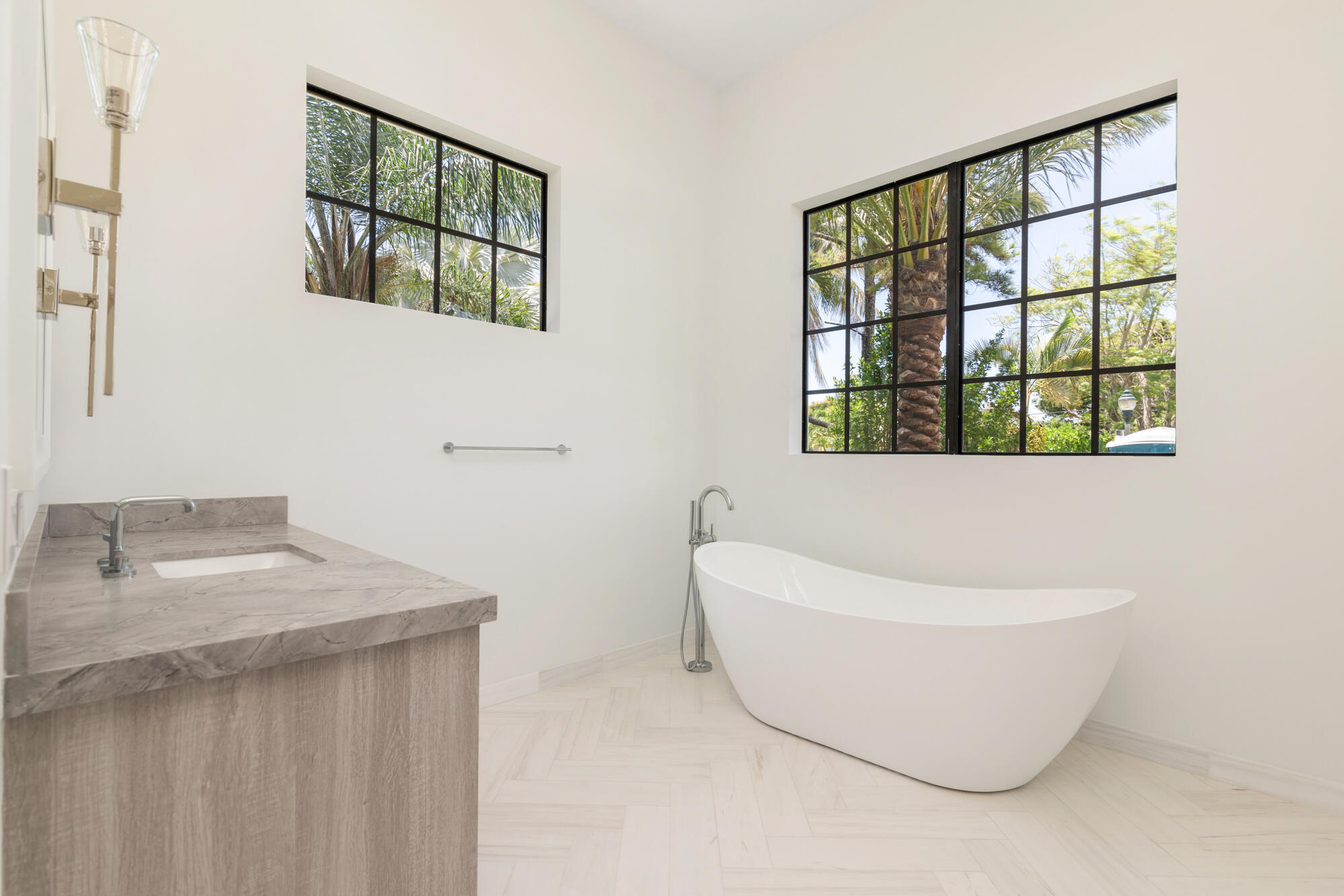 261 Rutland, West Palm Beach FL 33405