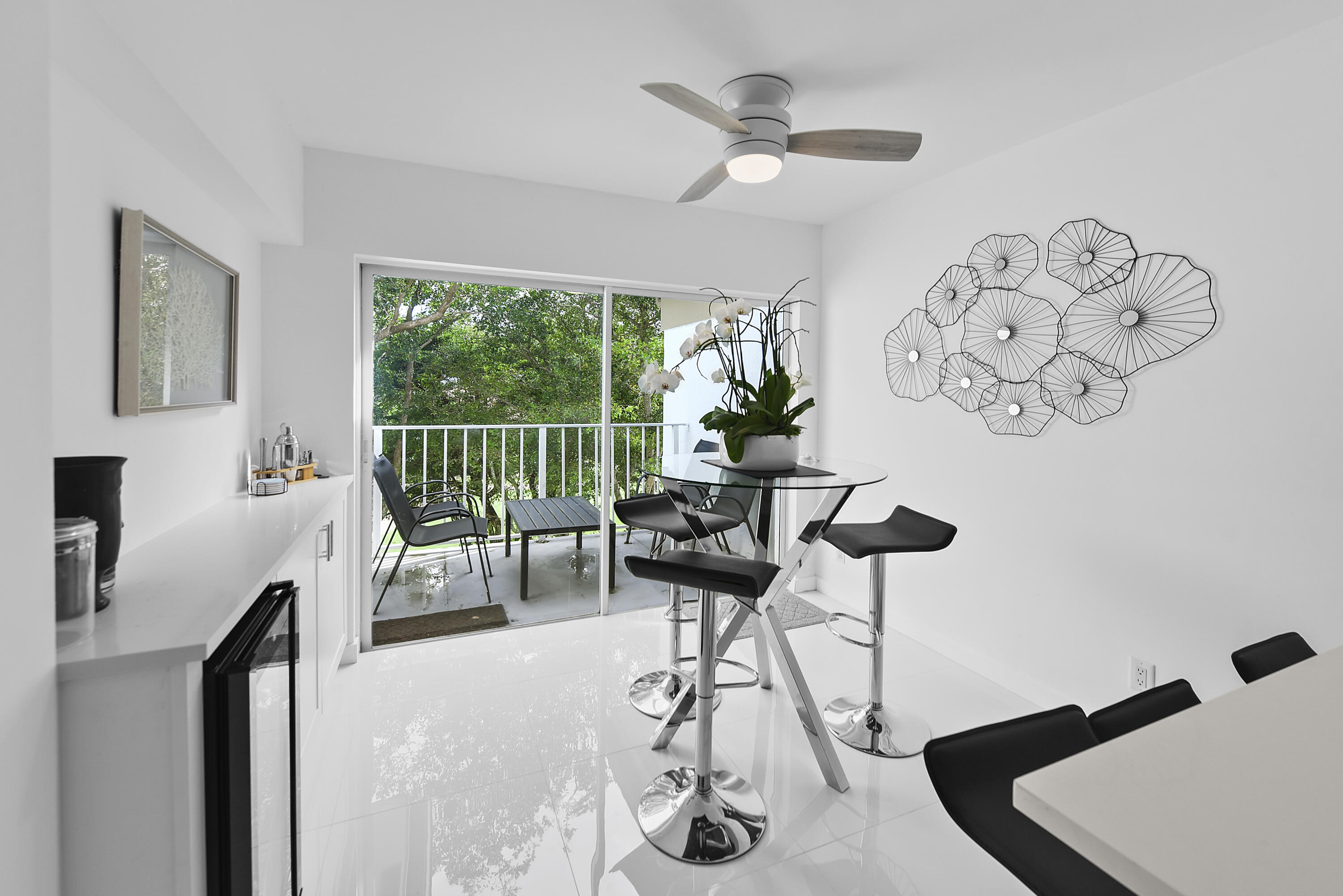7369 Orangewood #303, Boca Raton FL 33433