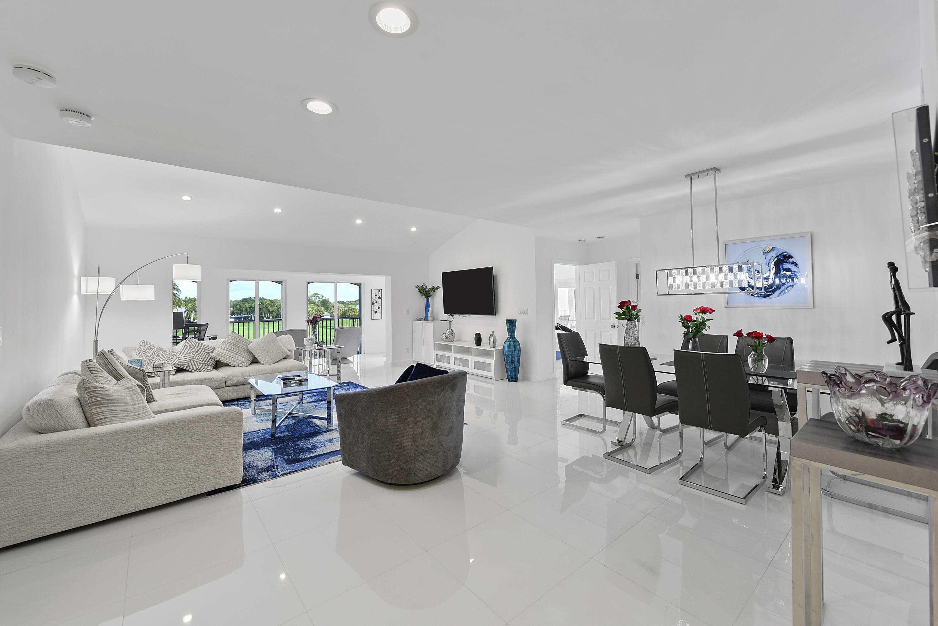 7369 Orangewood #303, Boca Raton FL 33433