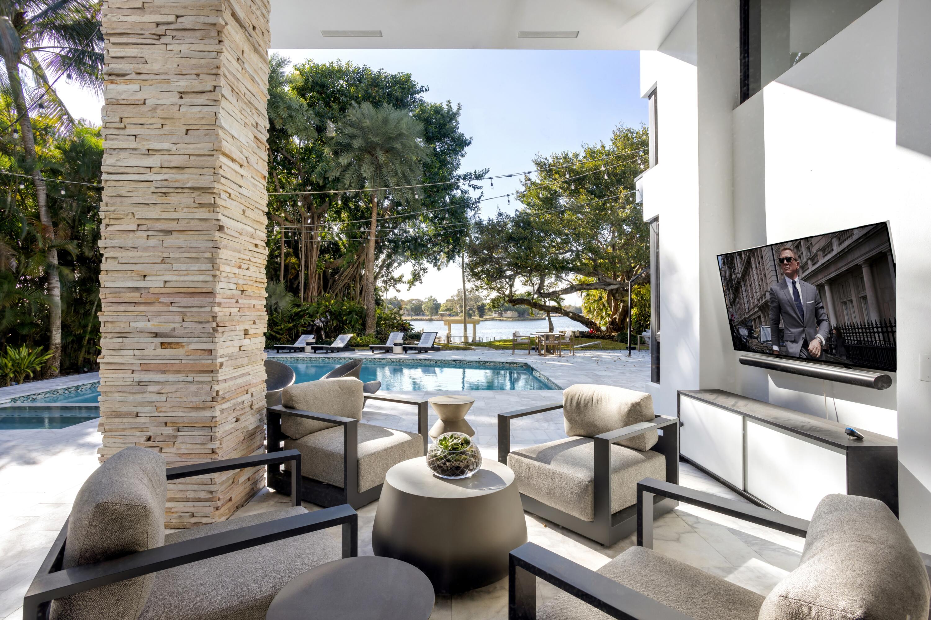 1080 Lake, Delray Beach FL 33444