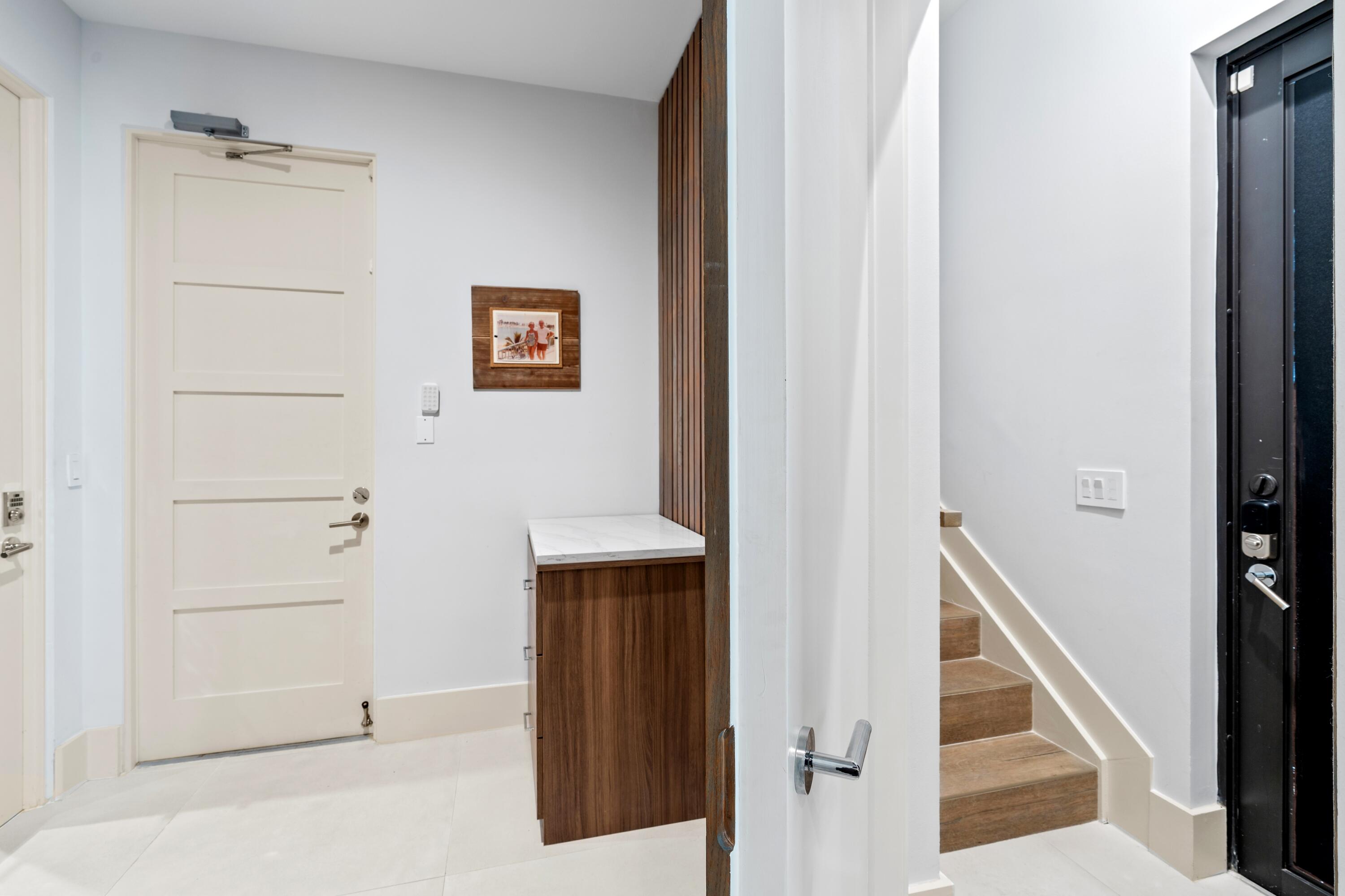 1080 Lake, Delray Beach FL 33444